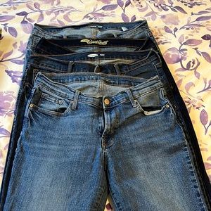 BUNDLE- 4 pairs Old Navy jeans- LIKE NEW